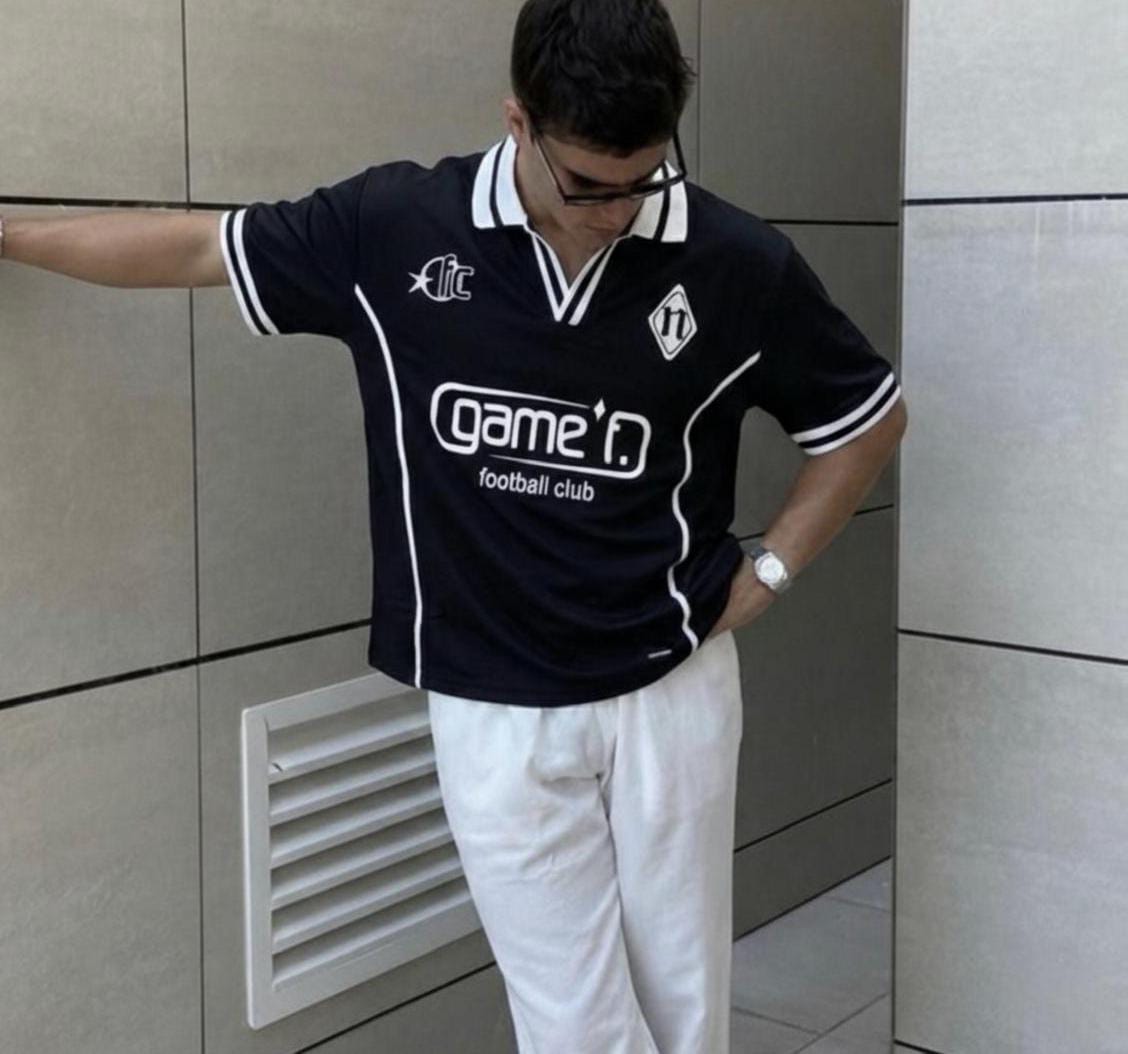 Twin Stripe Collar Jersey