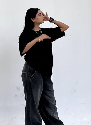 Black Plain dropshoulder